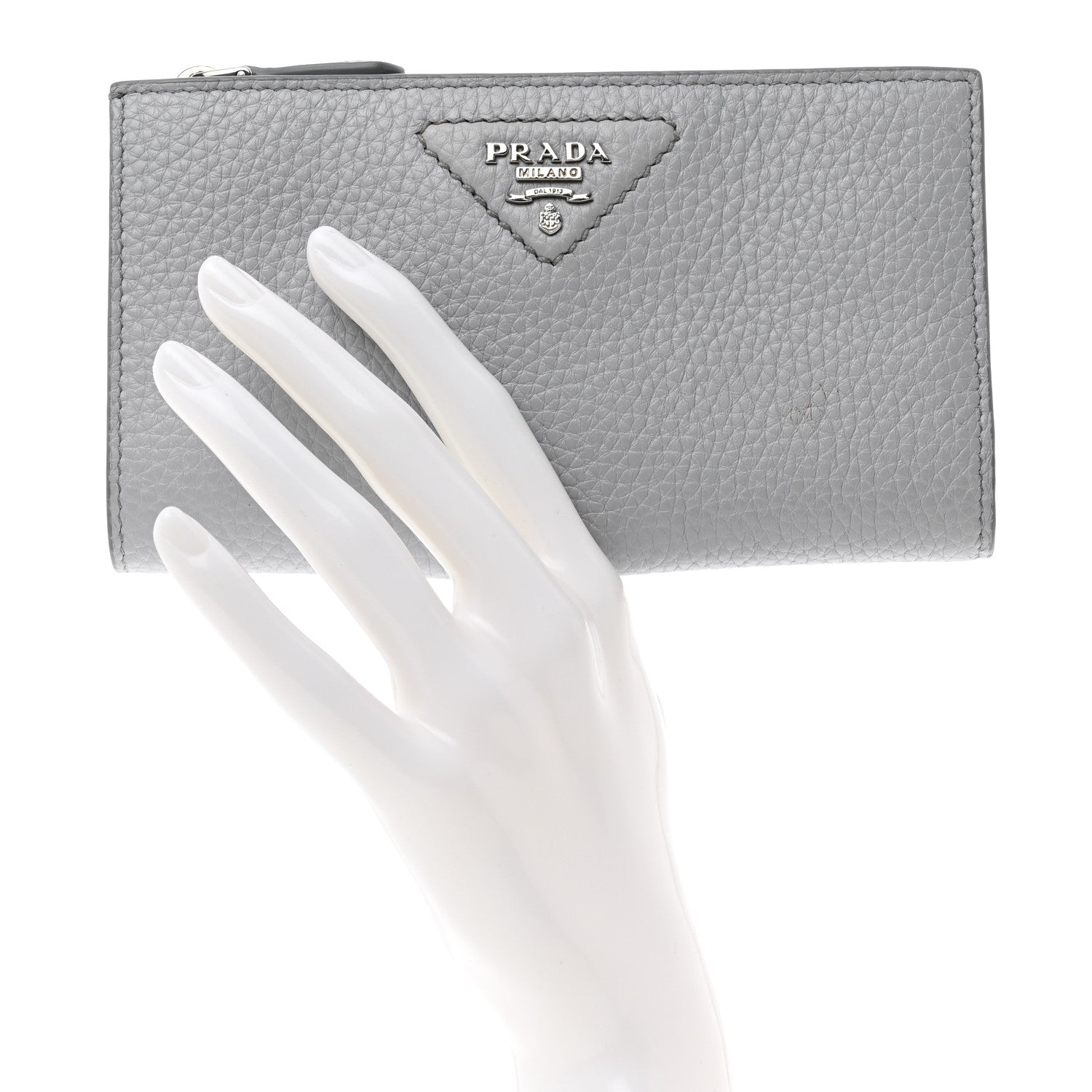 Prada Vitello Daino Wallet Fiordaliso 2 of 9