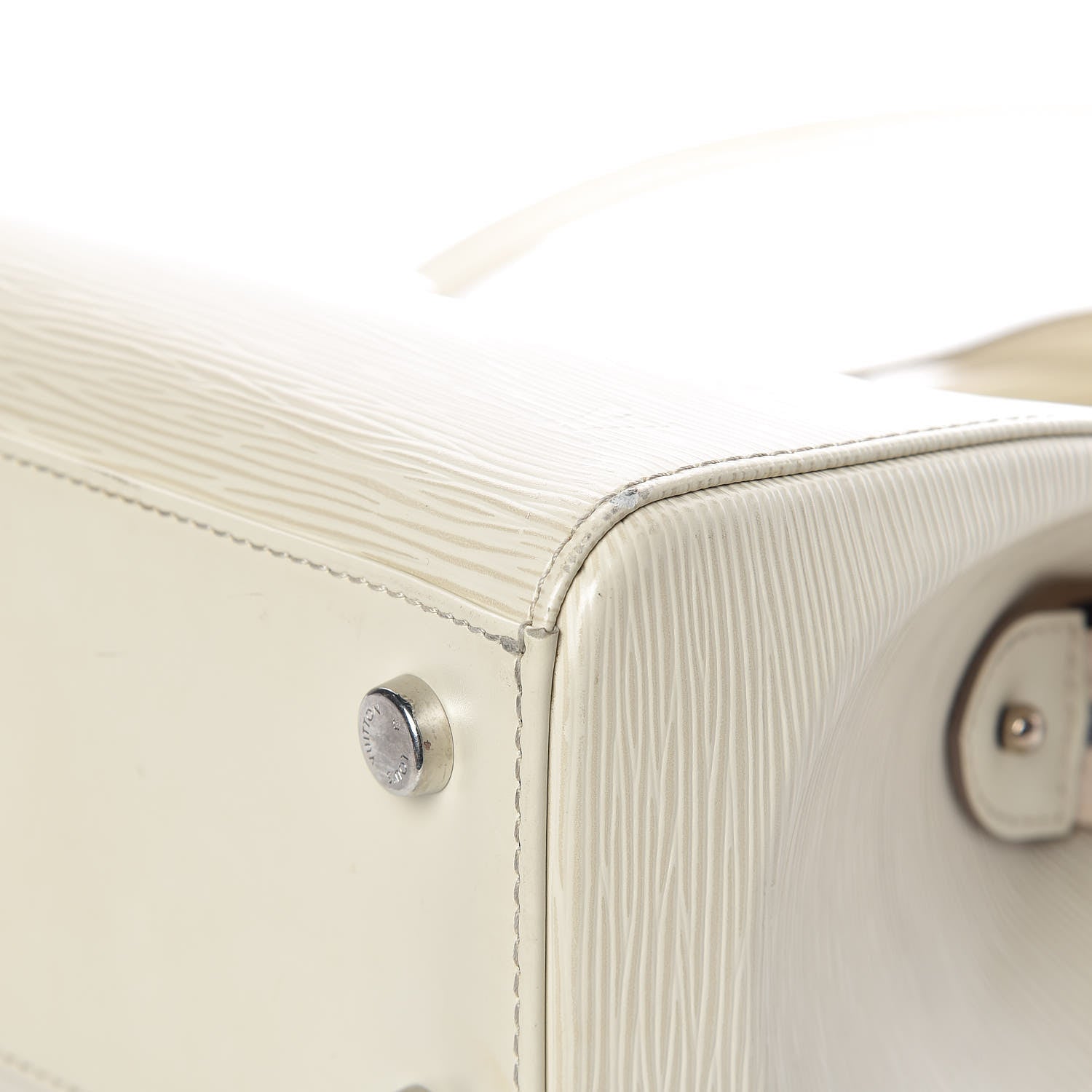 Louis Vuitton Epi Brea MM Ivory 16 of 21