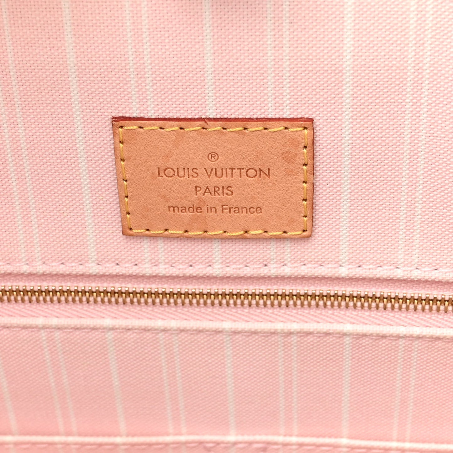 Monogram Giant By The Pool OnTheGo GM Light Pink