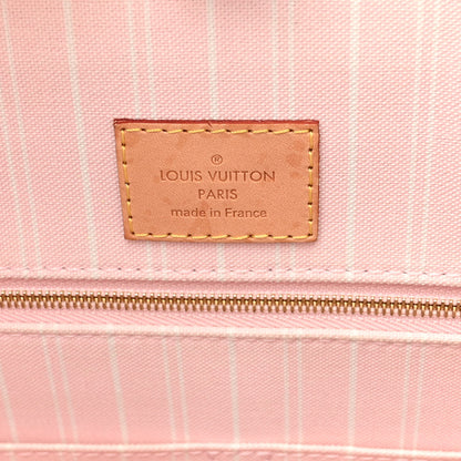 Louis Vuitton Monogram Giant By The Pool OnTheGo GM Light Pink 6 of 9