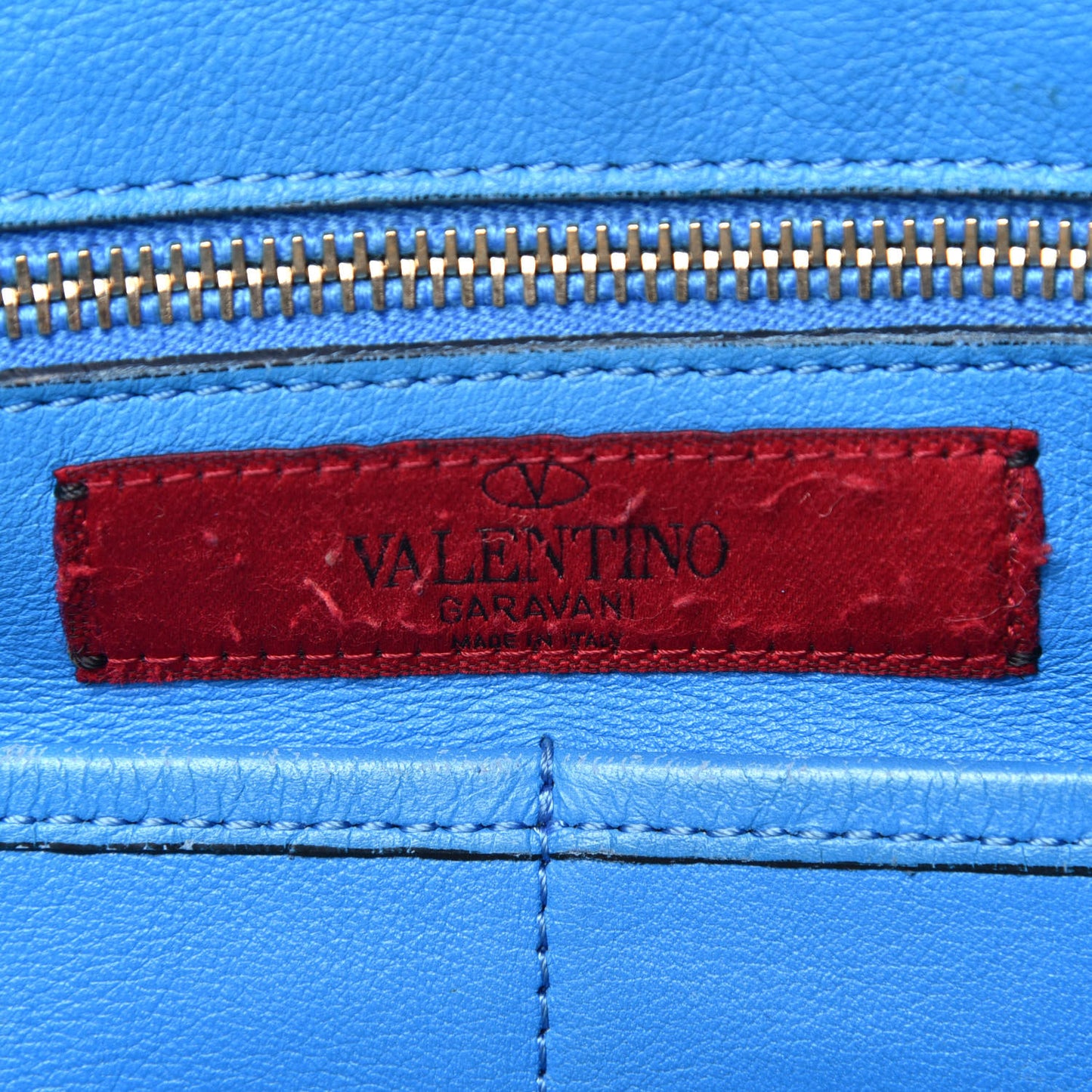 Vitello Medium Rockstud Tote Blue Fluo