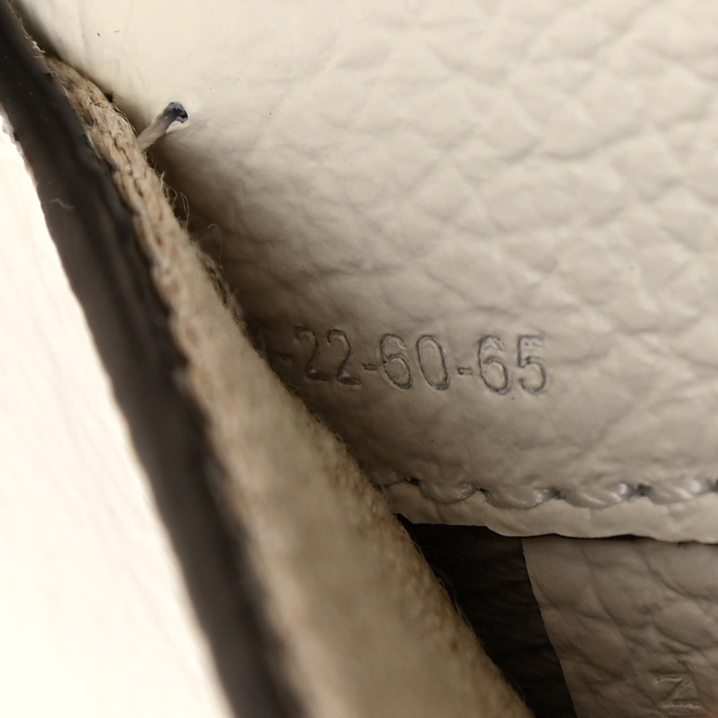 Raffia Grain Calfskin Medium Marcie Basket White