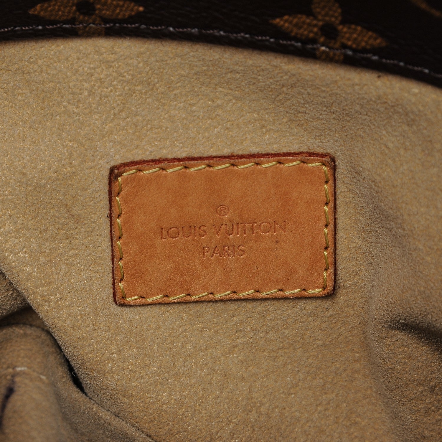 Louis Vuitton Monogram Artsy MM 6 of 9