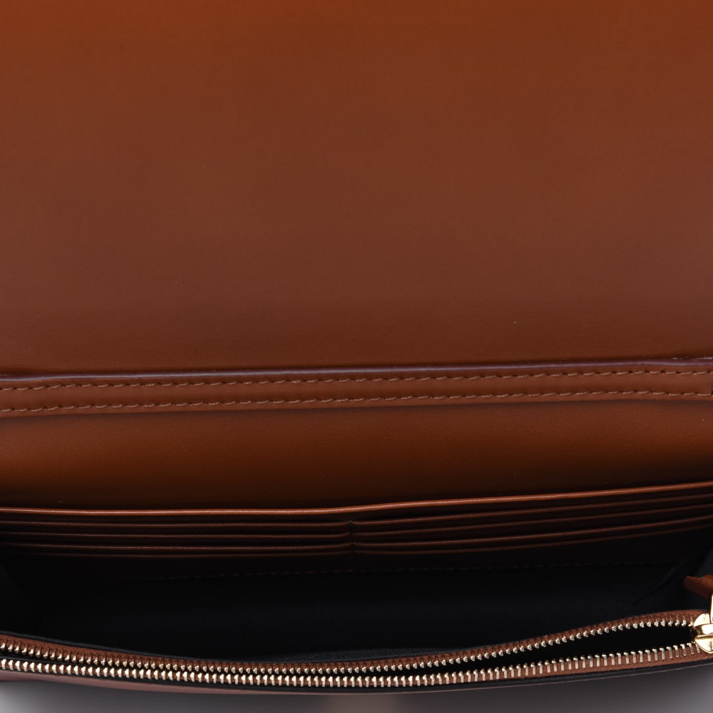 Vitello King Tamponato Logo Embossed Medium Wallet On Chain Cuoio