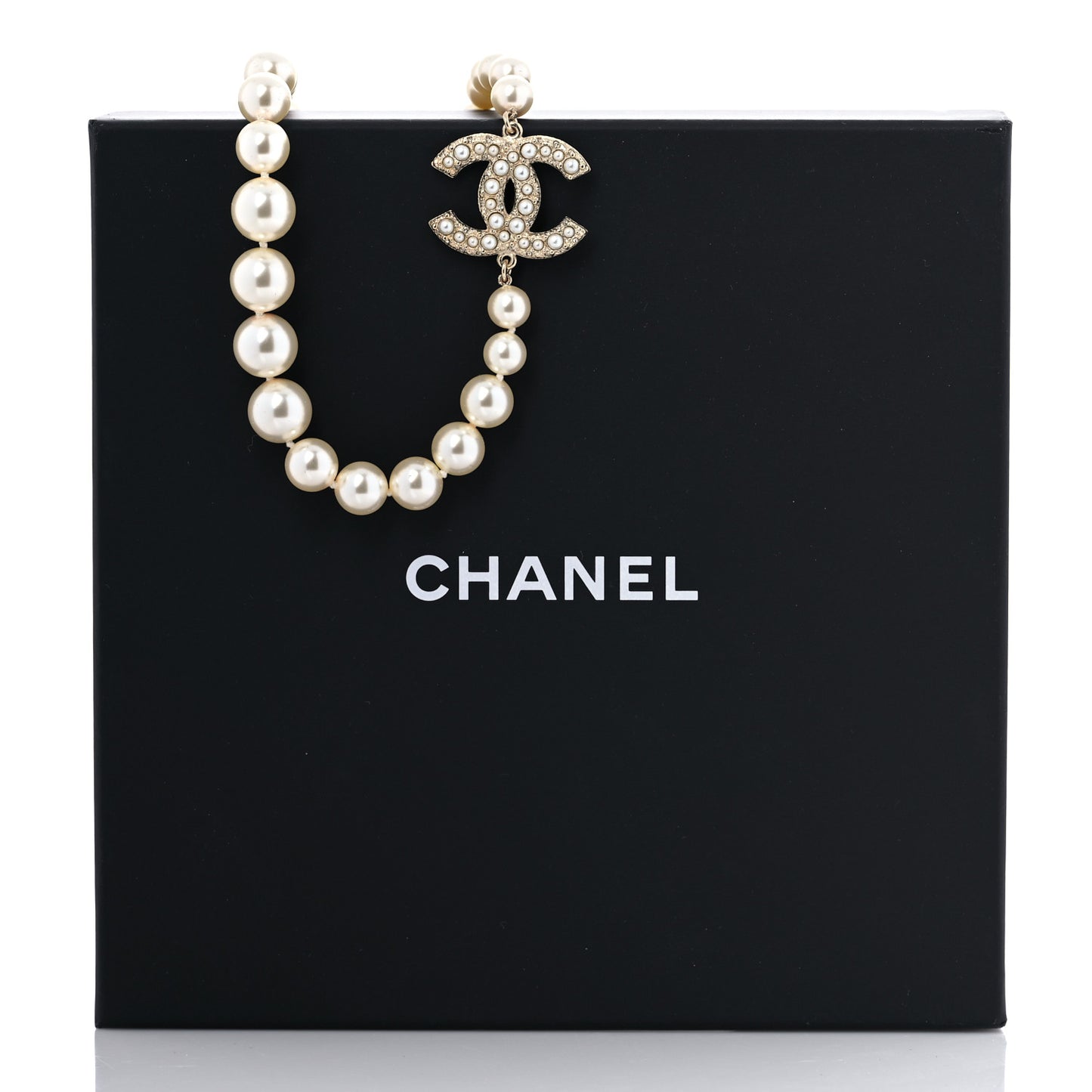 Pearl CC 100th Anniversary Necklace Light Gold
