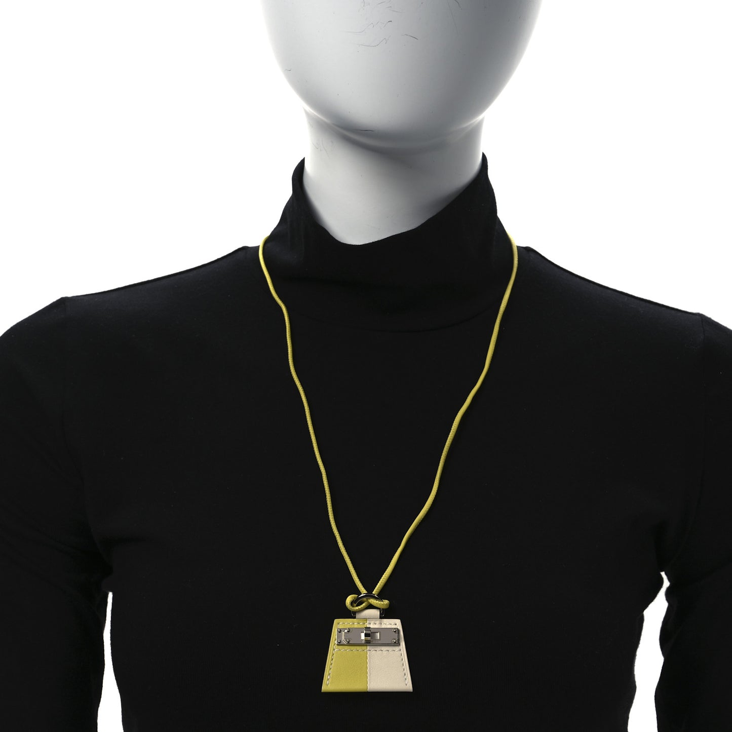 Swift Monpetit Small Kelly Pendant Necklace Nata Lime