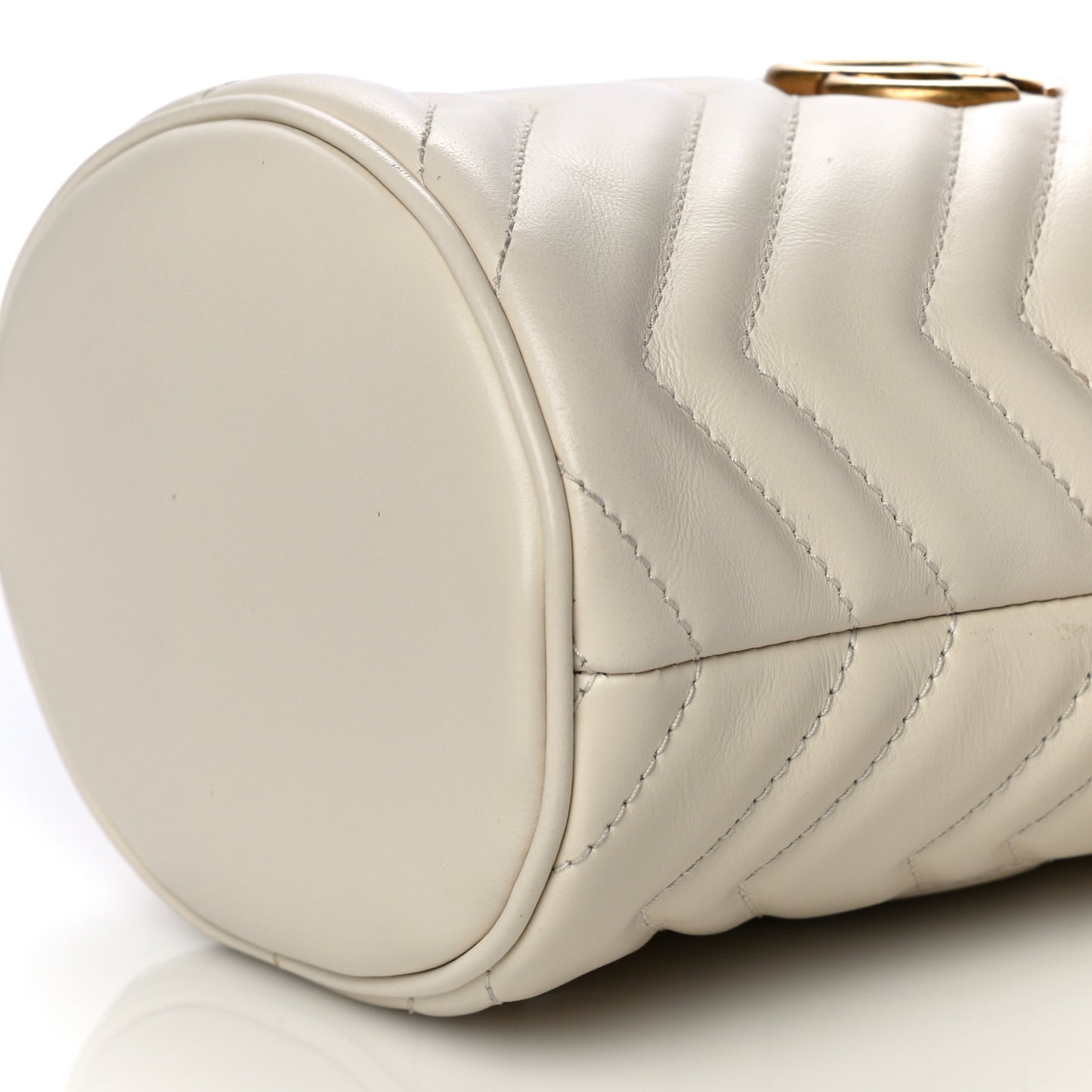 Calfskin Matelasse Mini GG Marmont 2.0 Bucket Bag White