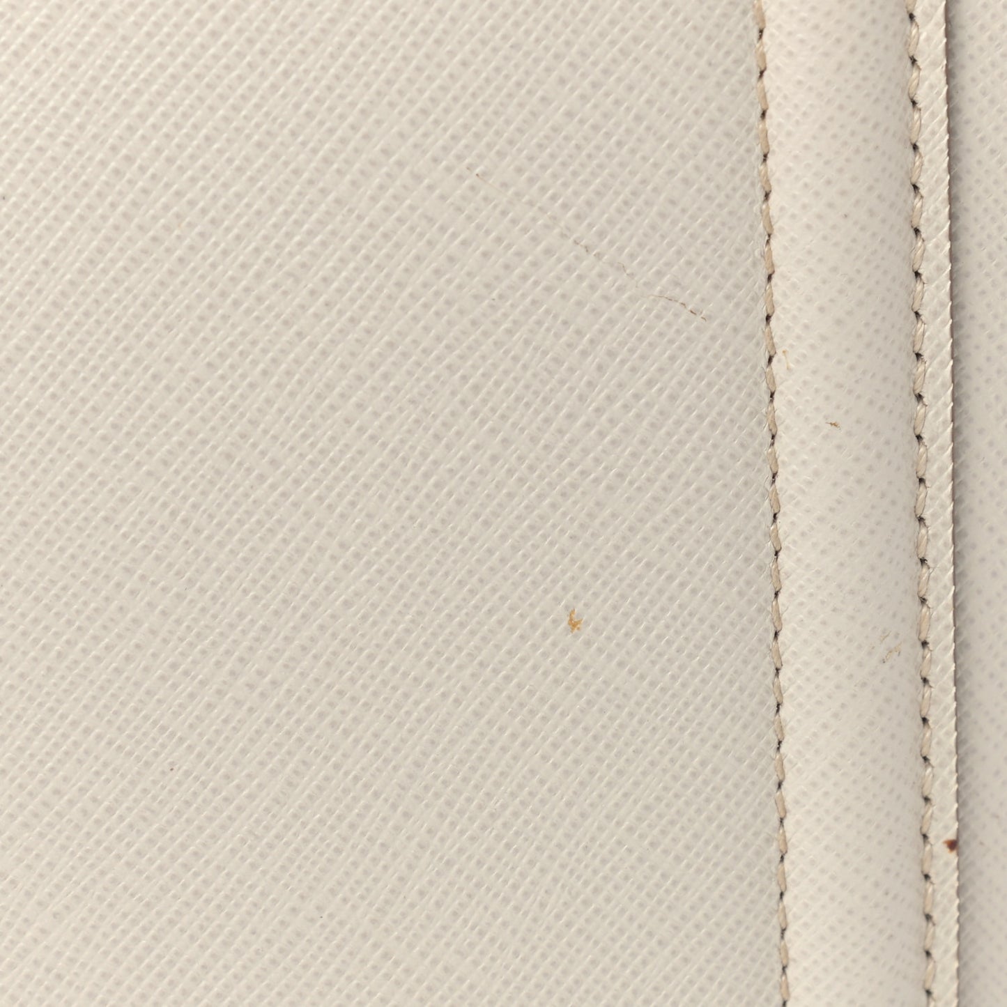 Saffiano Lux Bi-Color Tote Talco Visone