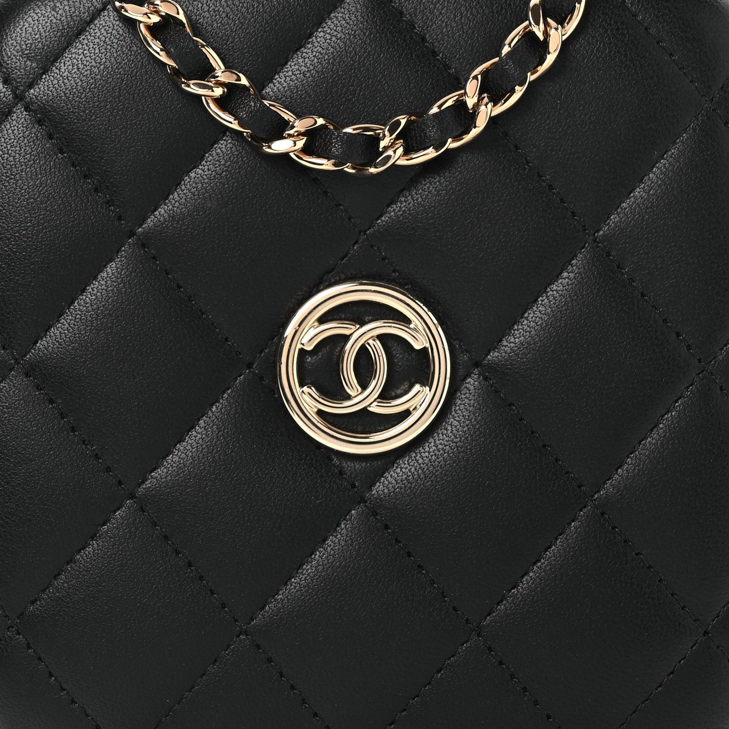 Lambskin Quilted Compact Vanity Case Purse With Chain Black