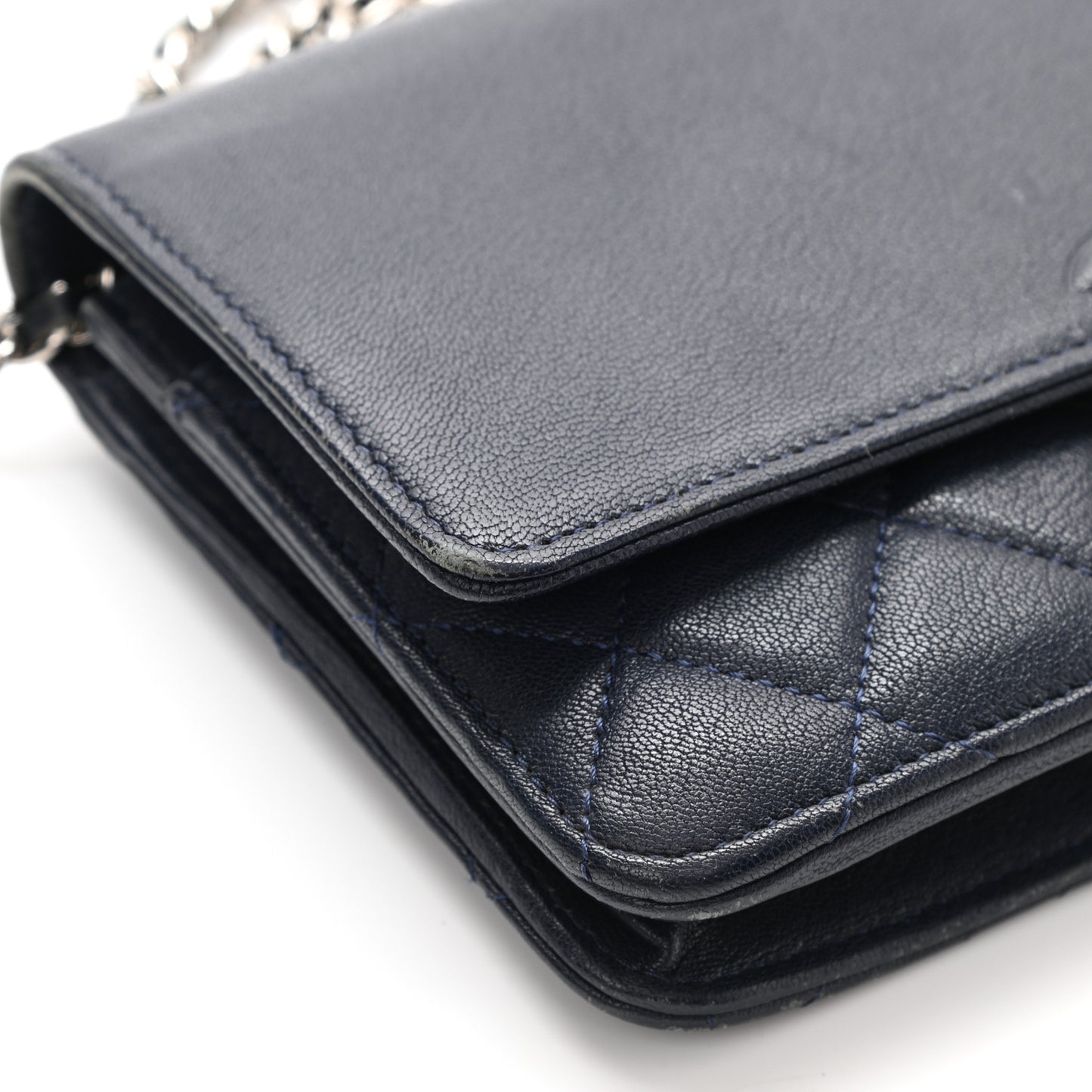 Grained Calfskin Quilted CC Box Wallet On Chain WOC Navy