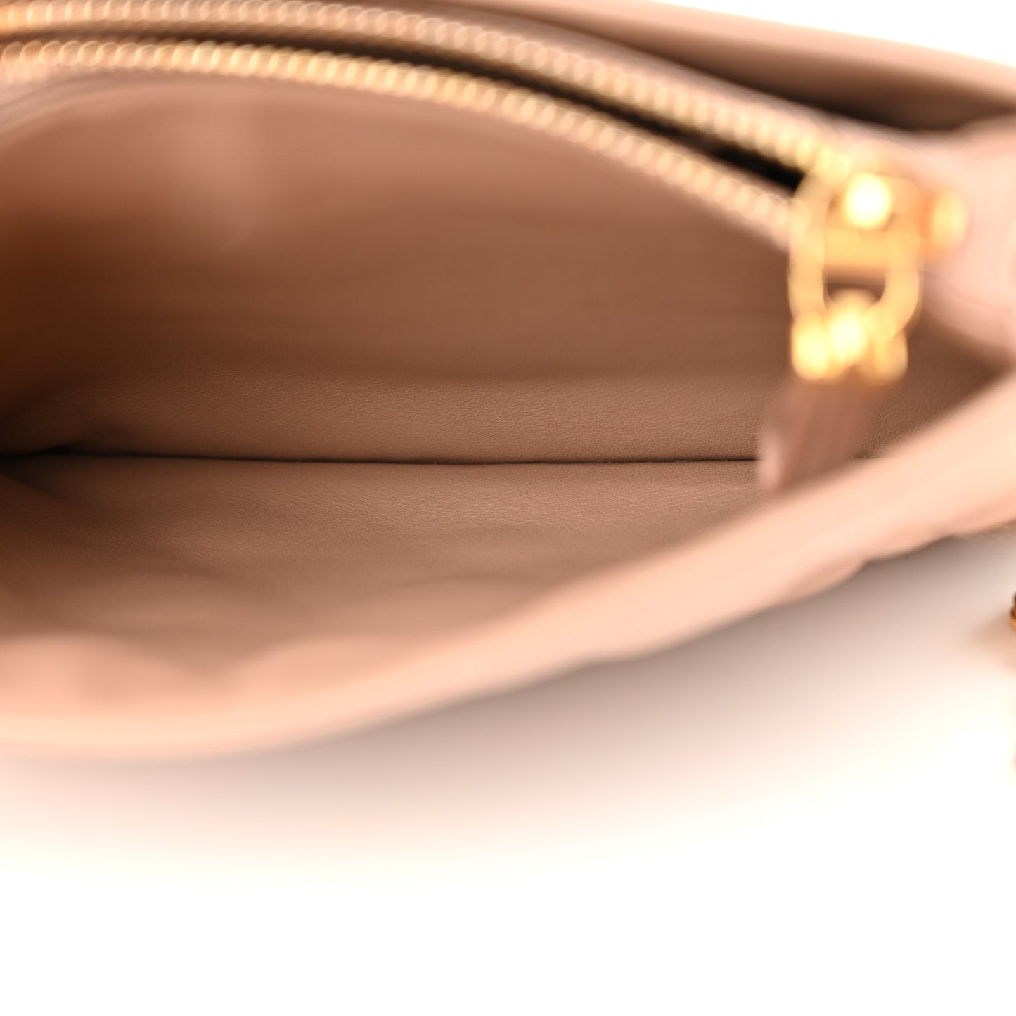 Calfskin Cannage Caro Zipped Pouch With Chain Fard