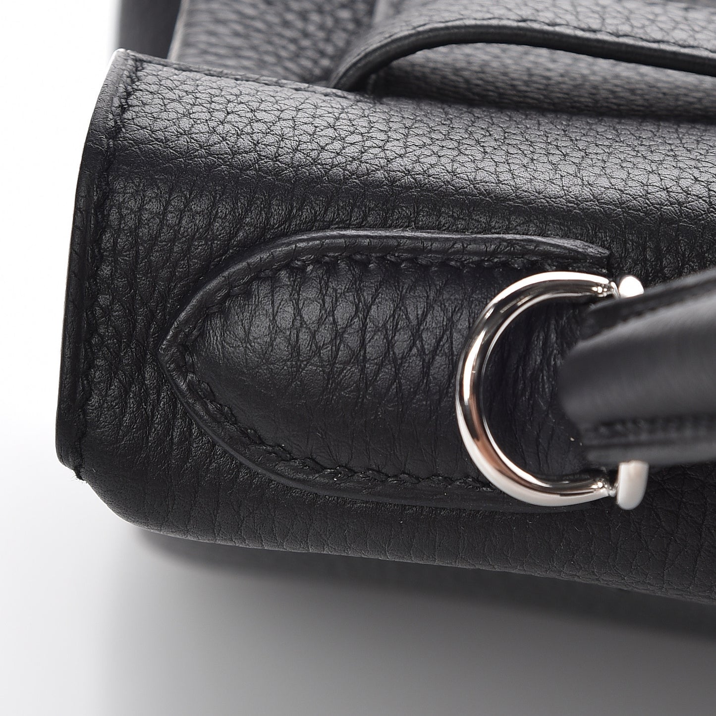 Togo Kelly Retourne 28 Black