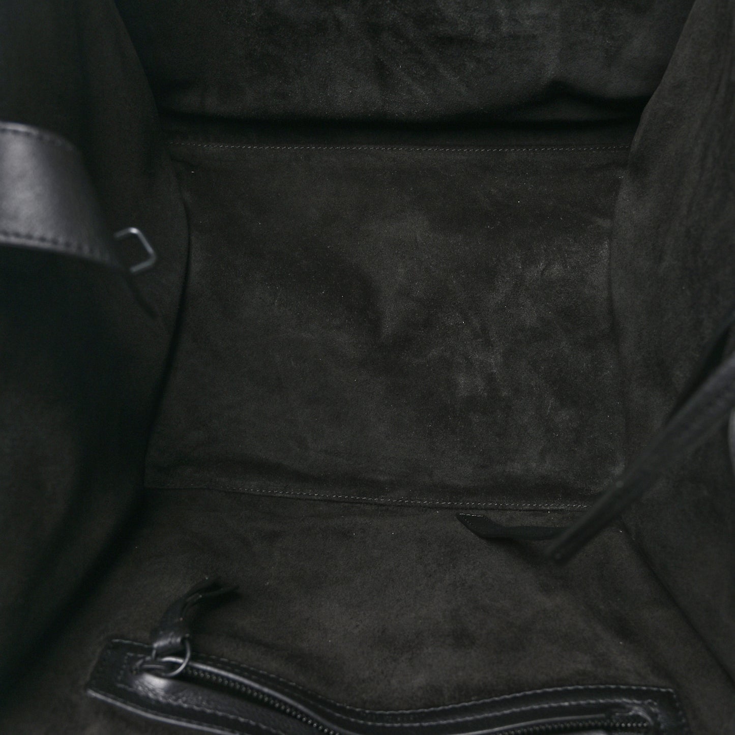 Supple Calfskin Medium Phantom Luggage Black