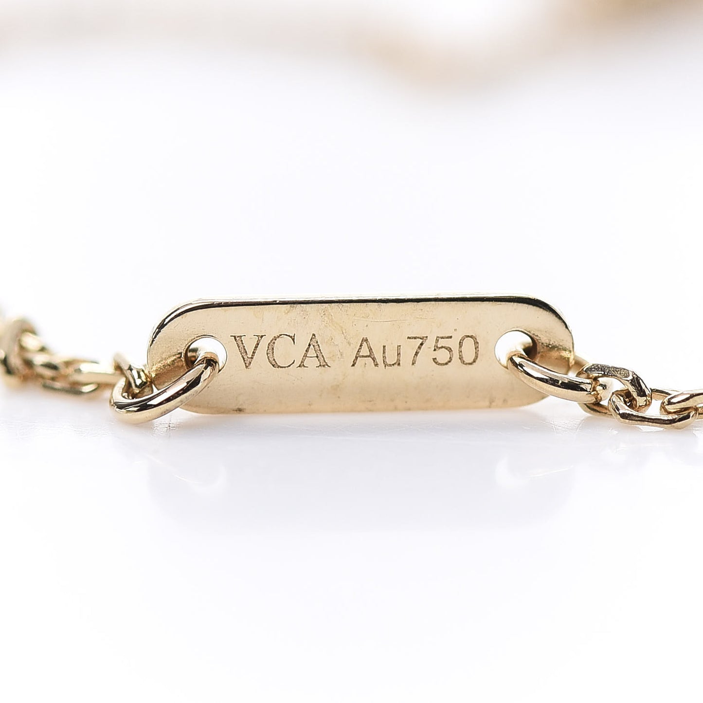 18K Yellow Gold Mother of Pearl Sweet Alhambra Bracelet