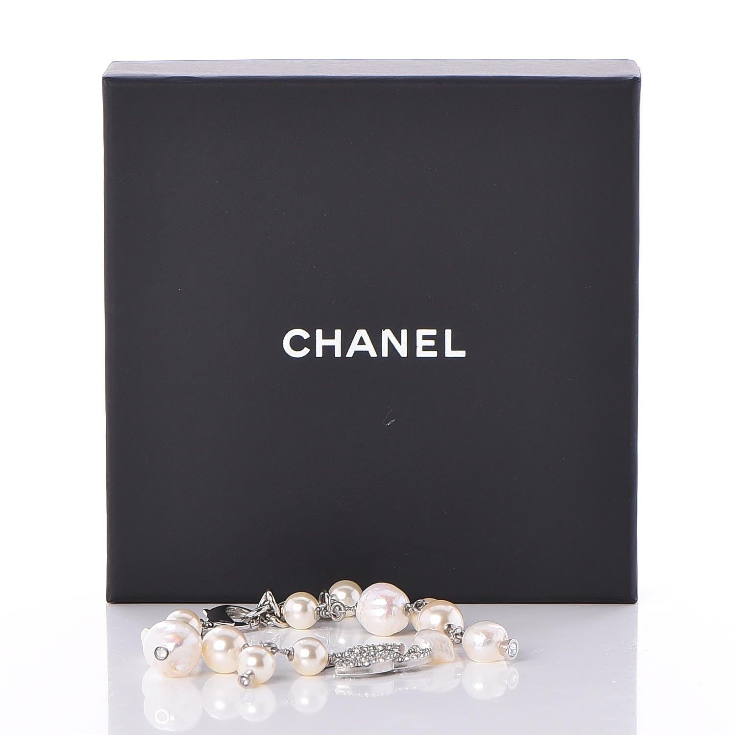 Chanel Pearl Crystal CC Bracelet Pearly White 6 of 6