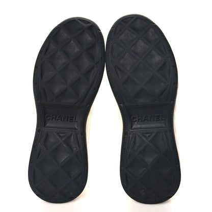 Chanel Velvet Calfskin Mixed Fibers CC Sneakers 39 Ivory Black 6 of 9
