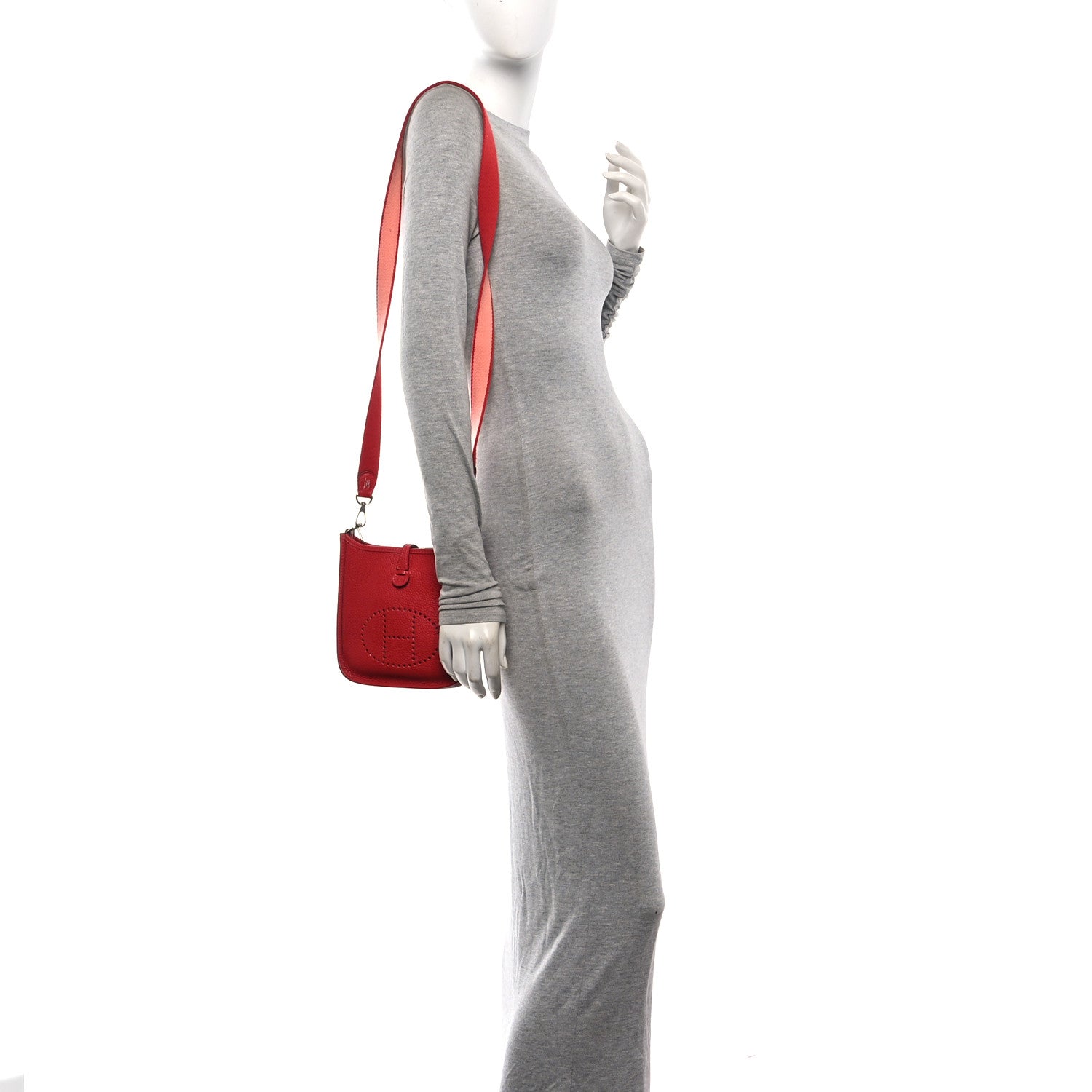 エルメス　22cm Hermes Taurillon Clemence Amazone Evelyne TPM Rouge Casaque