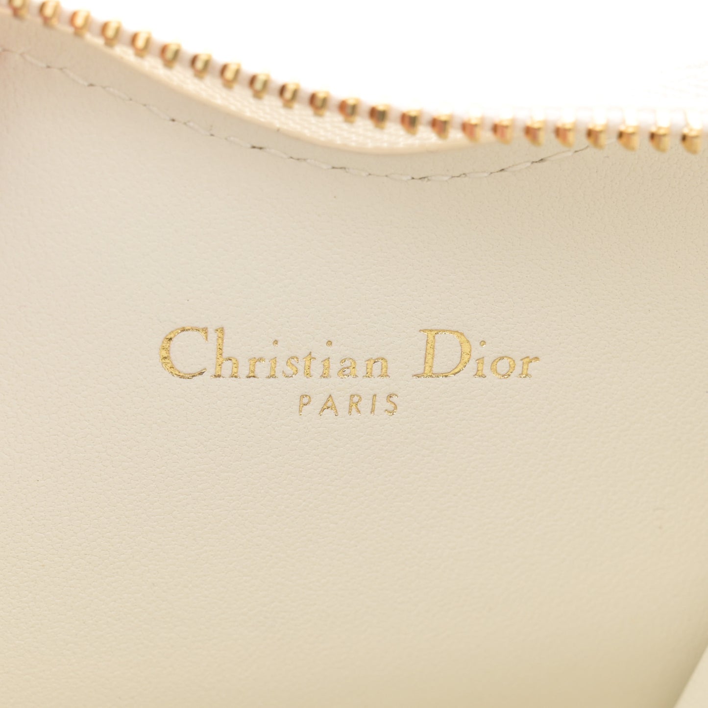 Calfskin Cannage Dioramour Caro Heart Pouch With Chain White