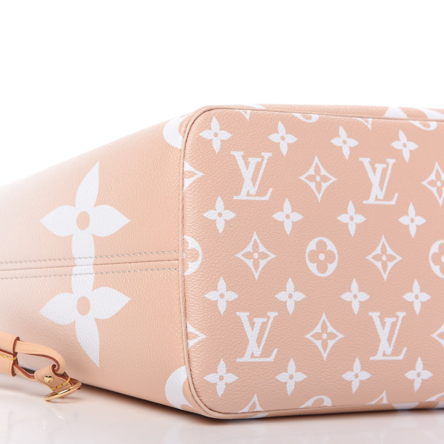 Louis Vuitton Monogram Giant By The Pool Neverfull MM Brume 6 of 9