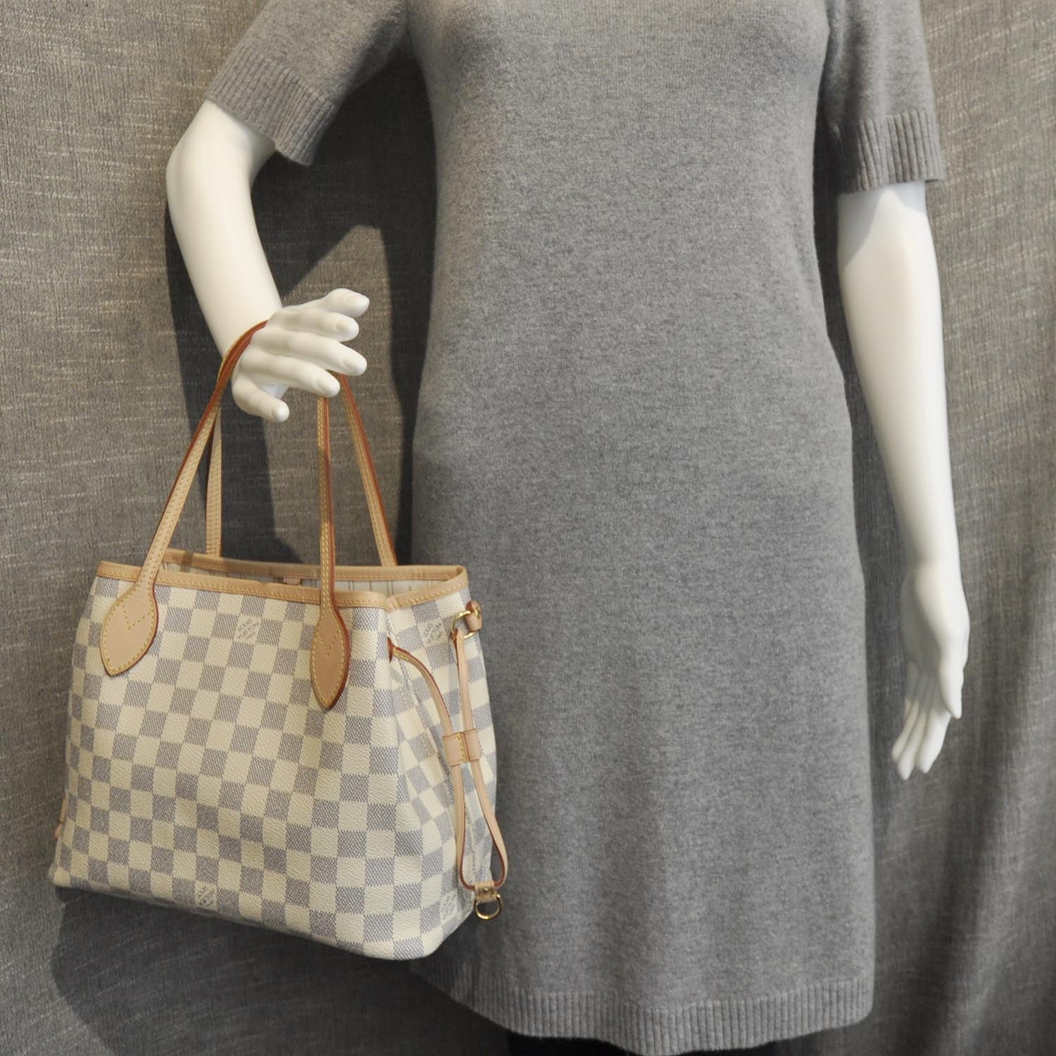 Louis Vuitton Damier Azur Neverfull PM 3 of 9