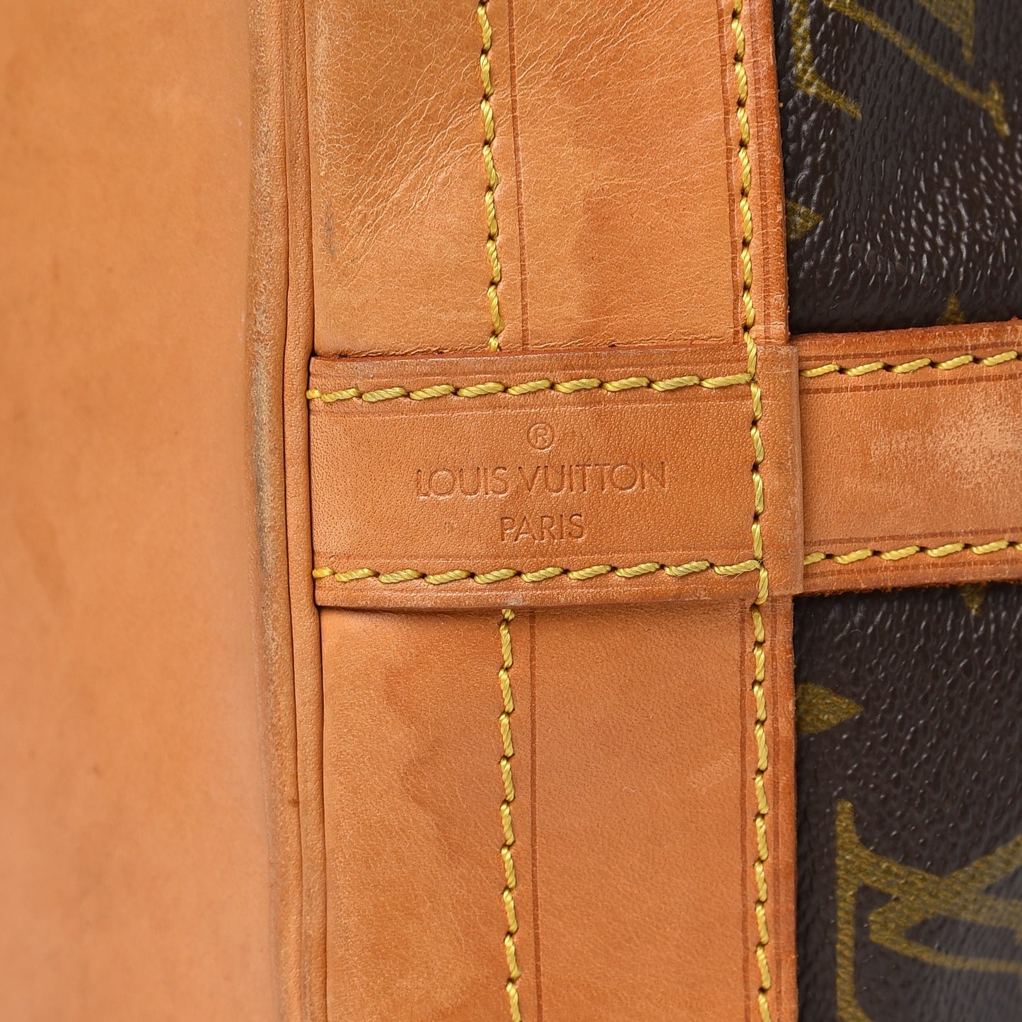 Monogram Noe