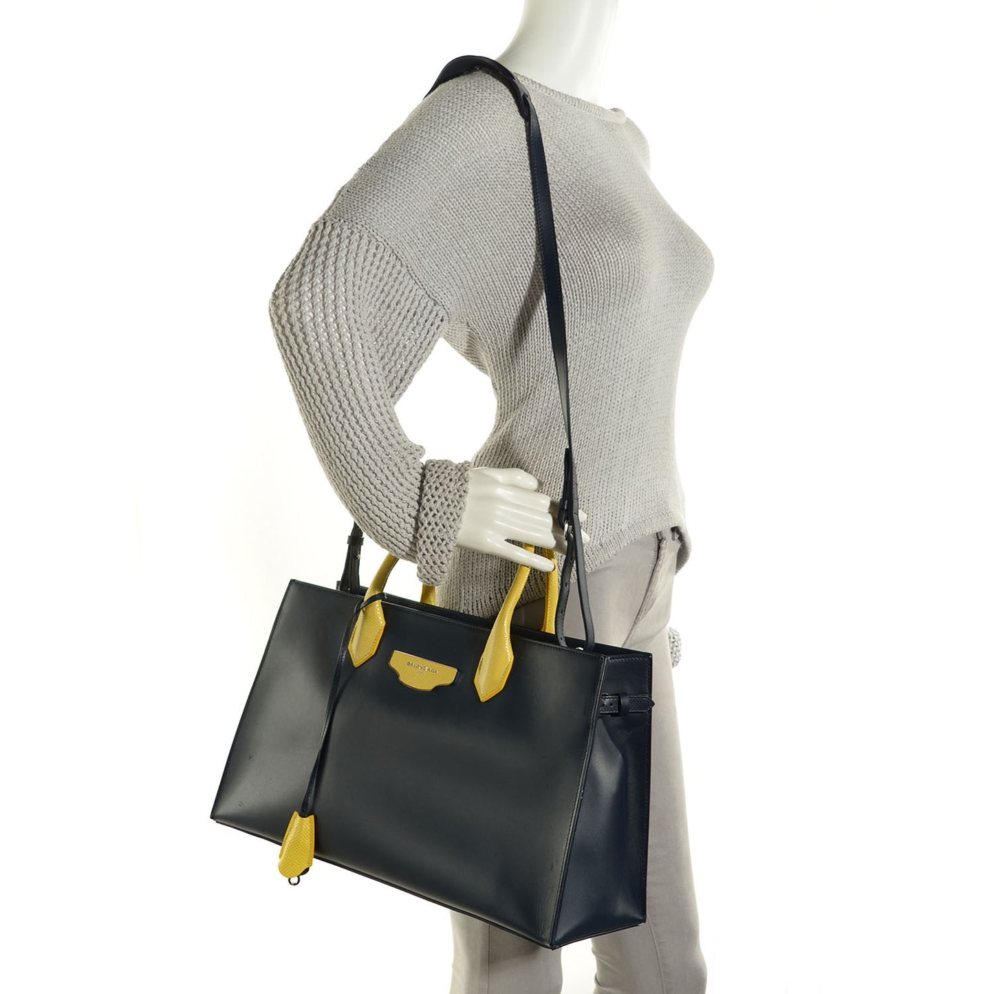 Smooth Calfskin Karung Padlock Nude Work S Tote Bleu Outremer Jaune Citrus