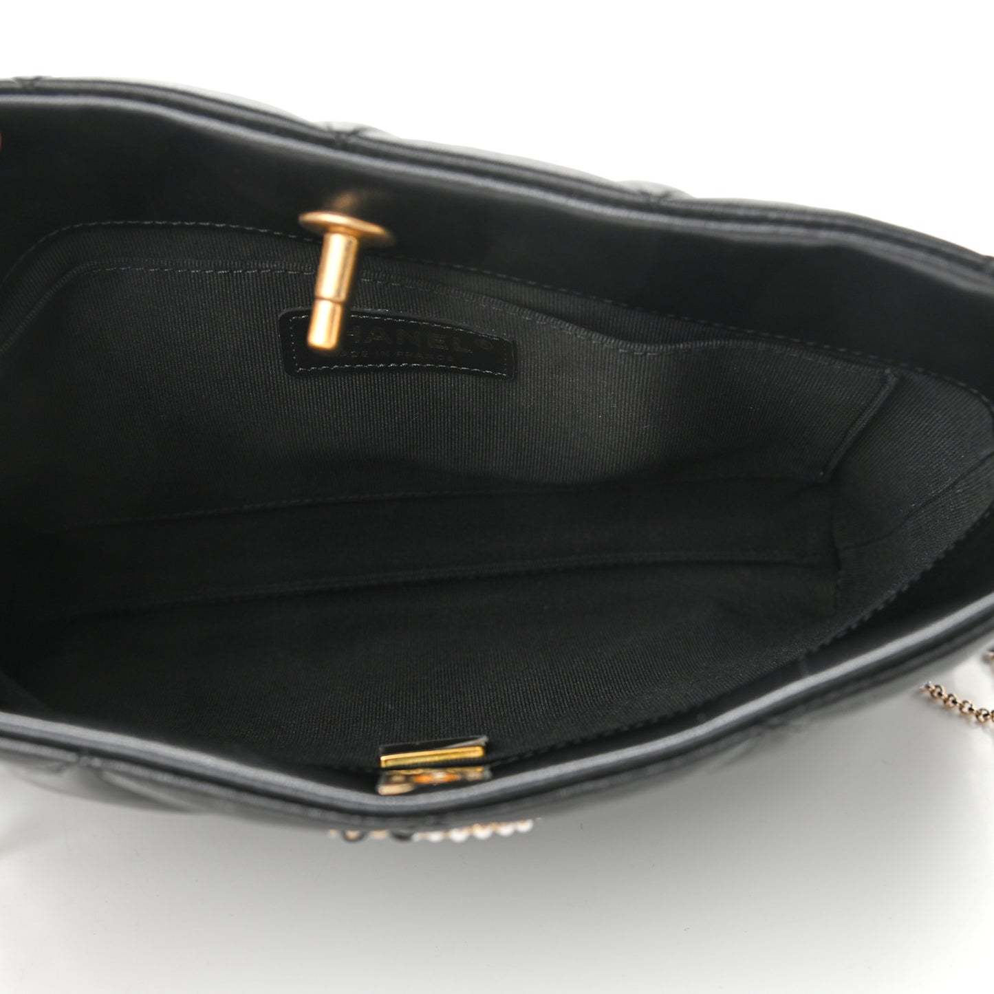 Lambskin Quilted Crush on Chains Hobo Black