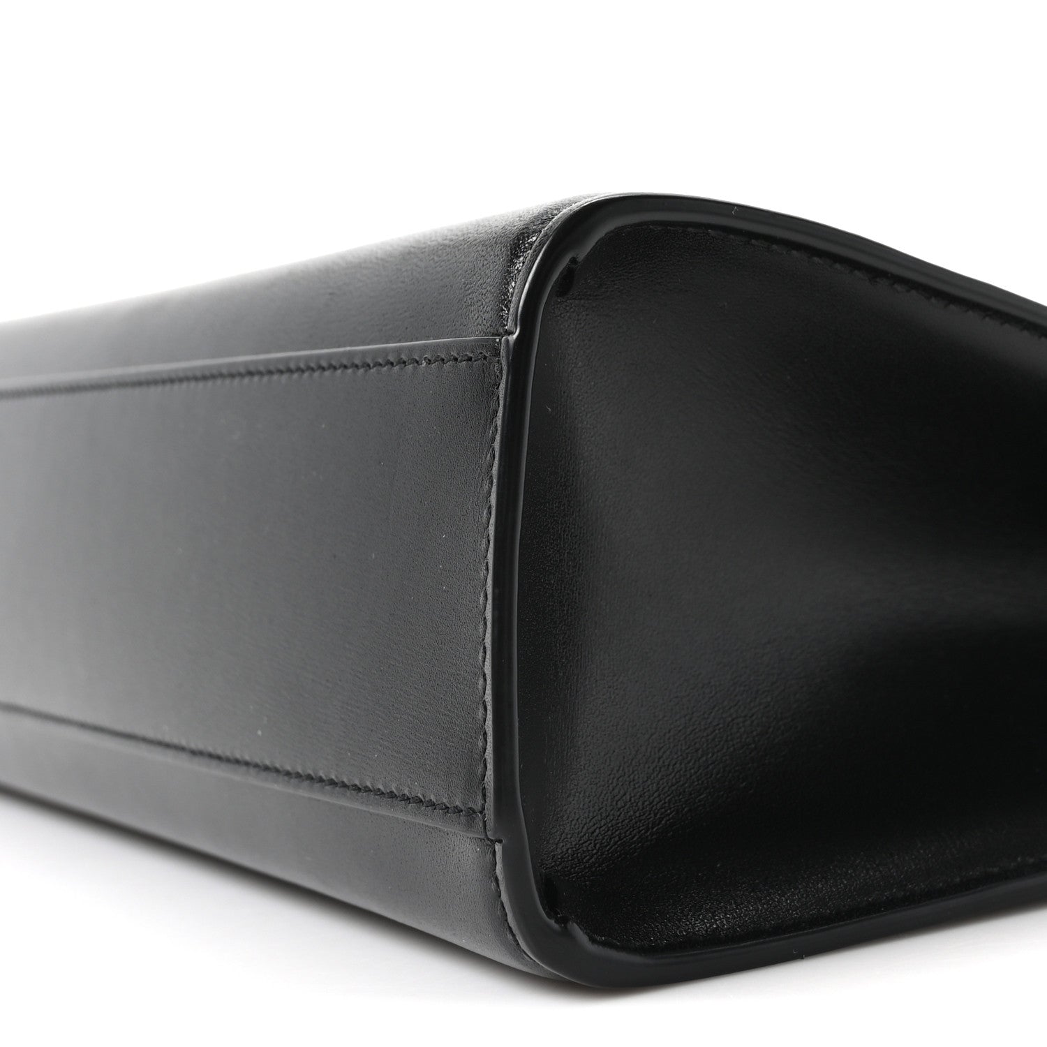 Saint Laurent Smooth Calfskin Manhattan Shoulder Bag Black 10 of 10