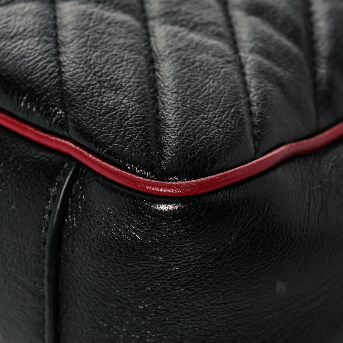 Vintage Effect Calfskin Matelasse Diagonal Small Torchon GG Marmont Shoulder Bag Black Romantic Cherry