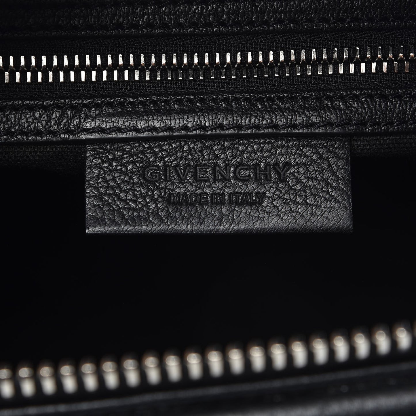 Sugar Goatskin Small Antigona Black