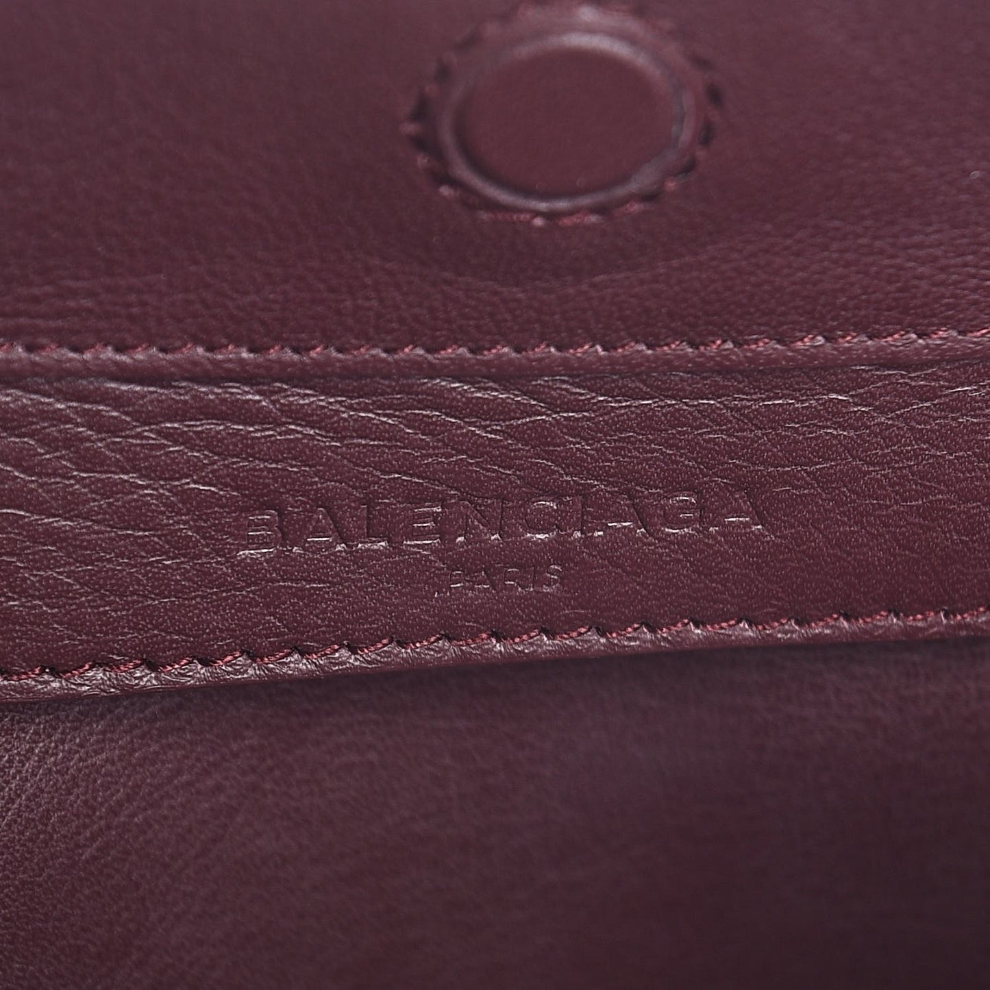 Calfskin Papier Mini A4 Zip Around Tote Rouge Aubergine