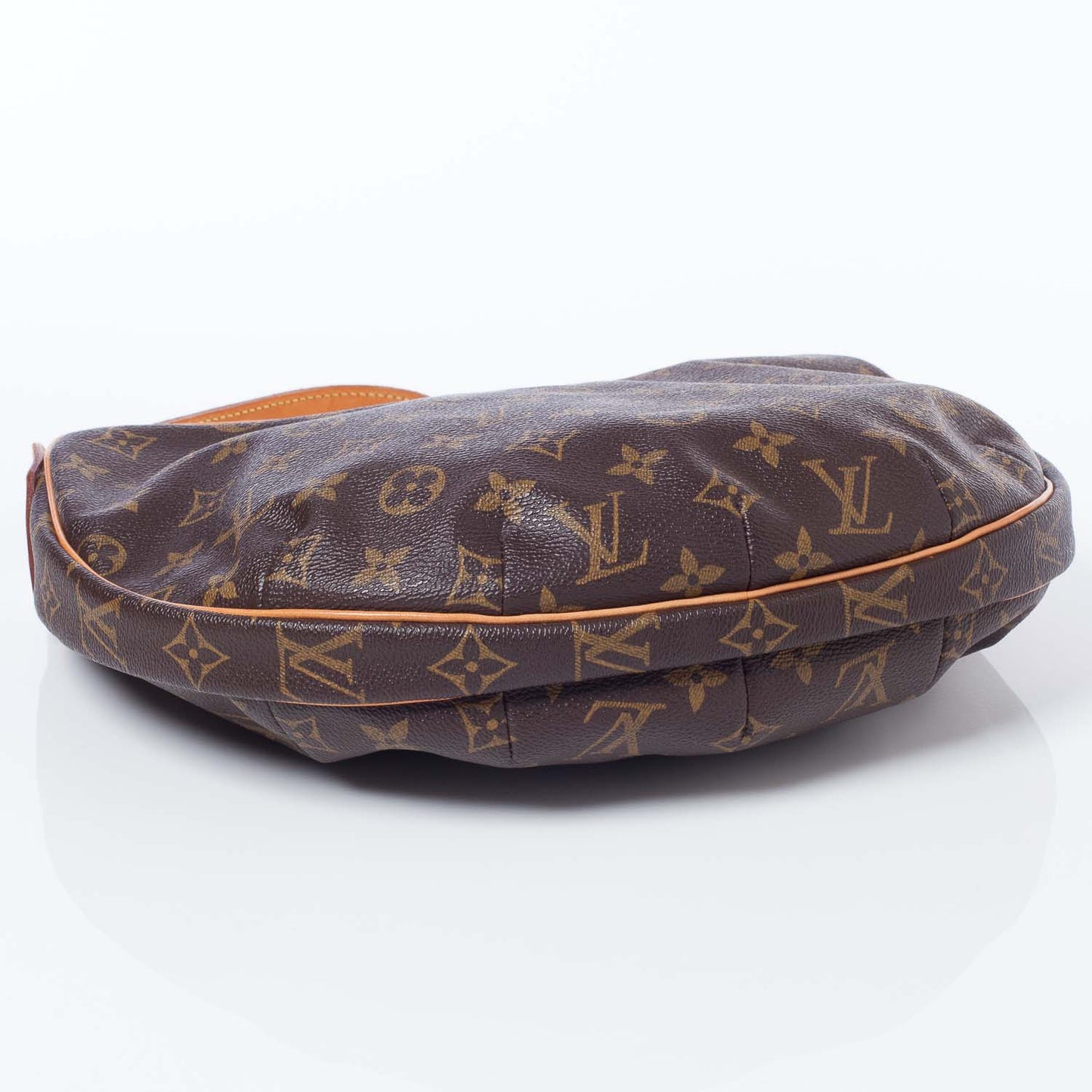 Monogram Croissant MM