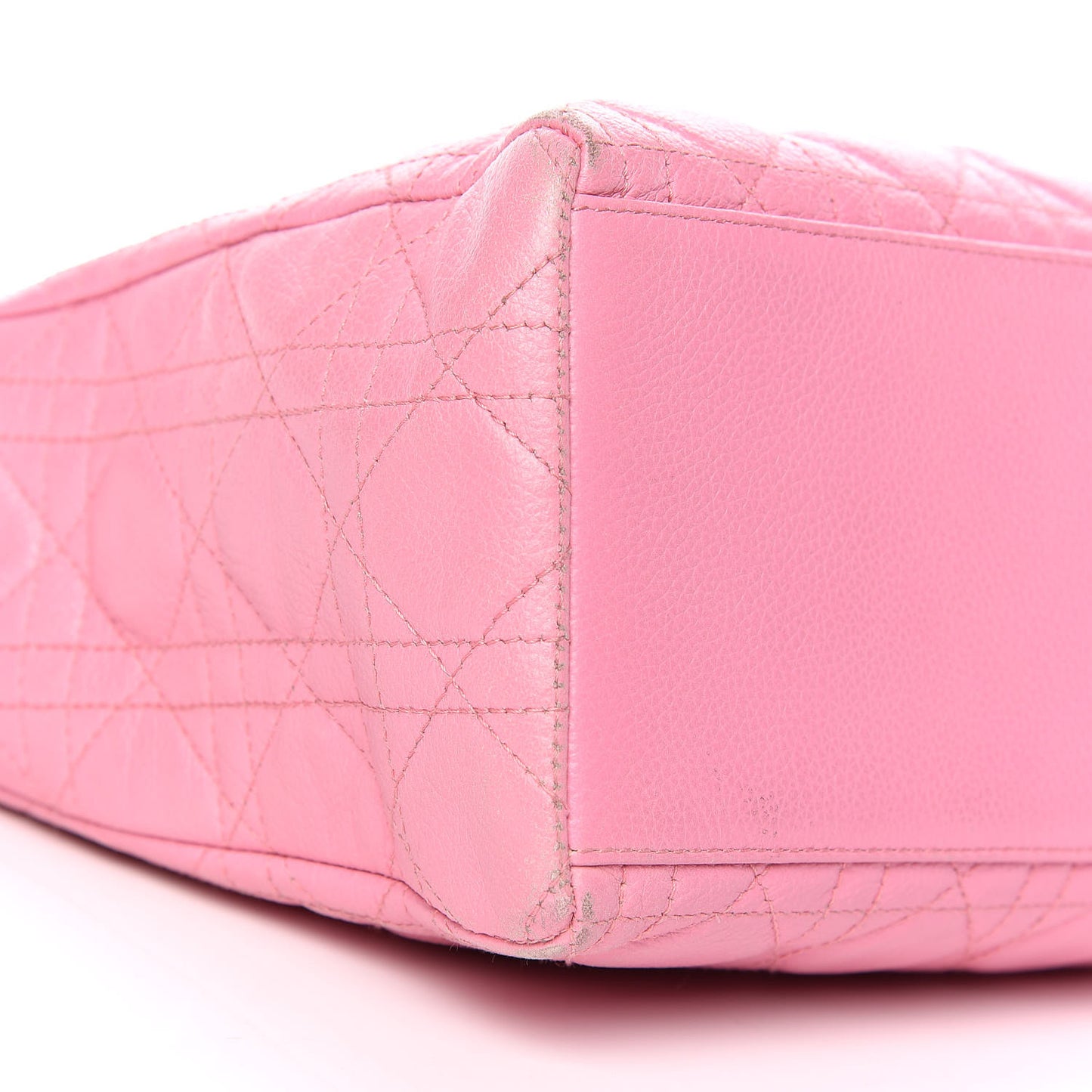 Grained Calfskin Cannage Medium Lady Dior Pink