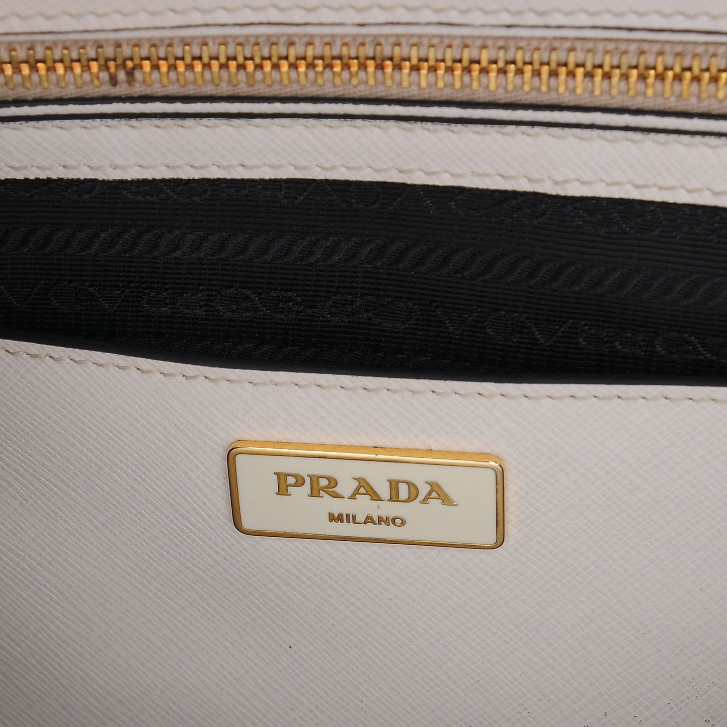 Saffiano Lux Colorblock Medium Galleria Double Zip Tote Black Talco