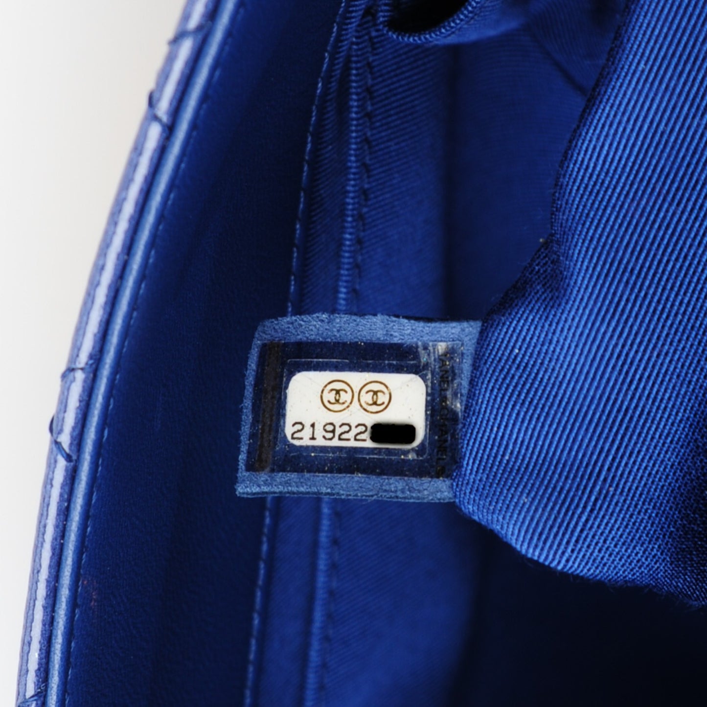 Patent Quilted 3 Pocket Accordion Flap Navy