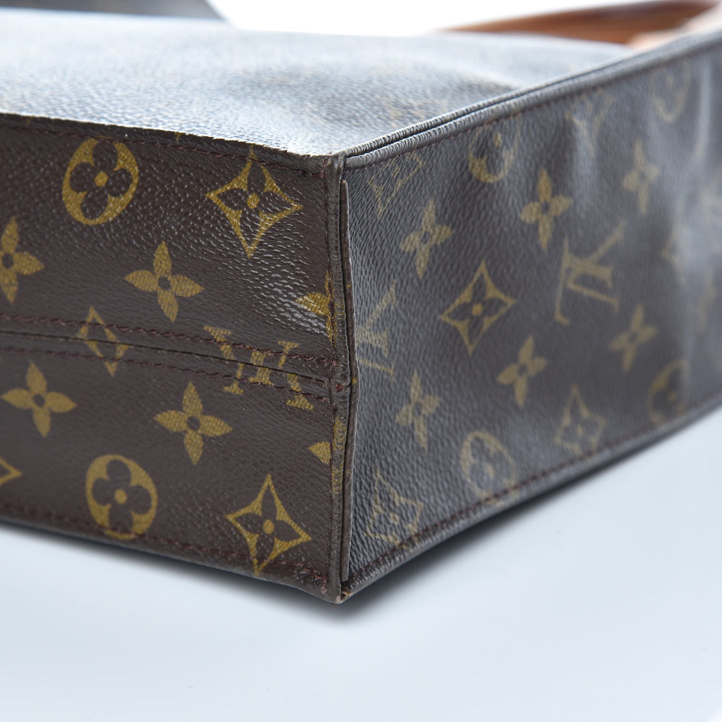 Monogram Sac Plat
