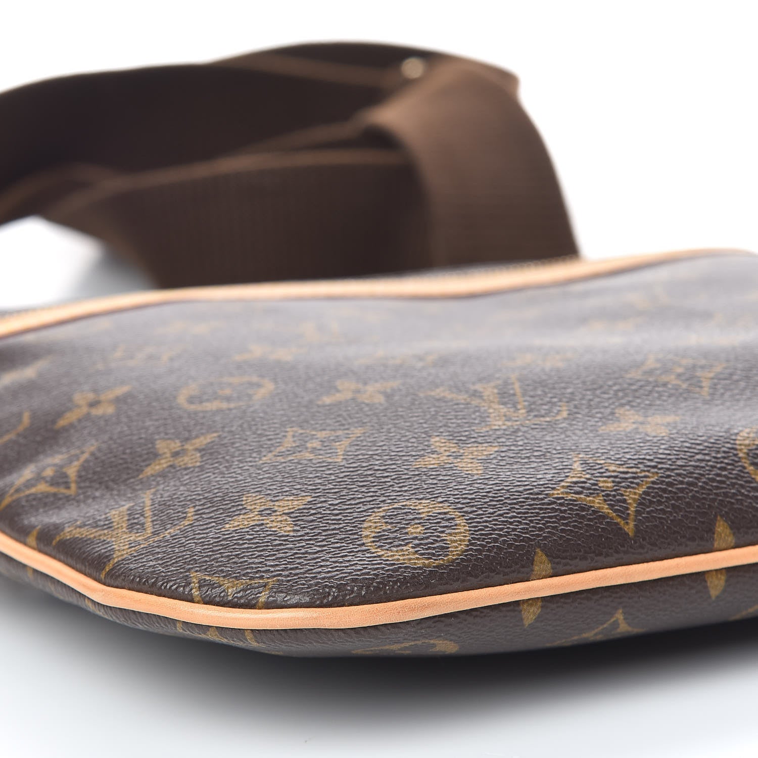 Louis Vuitton Monogram Bosphore Pochette 7 of 9