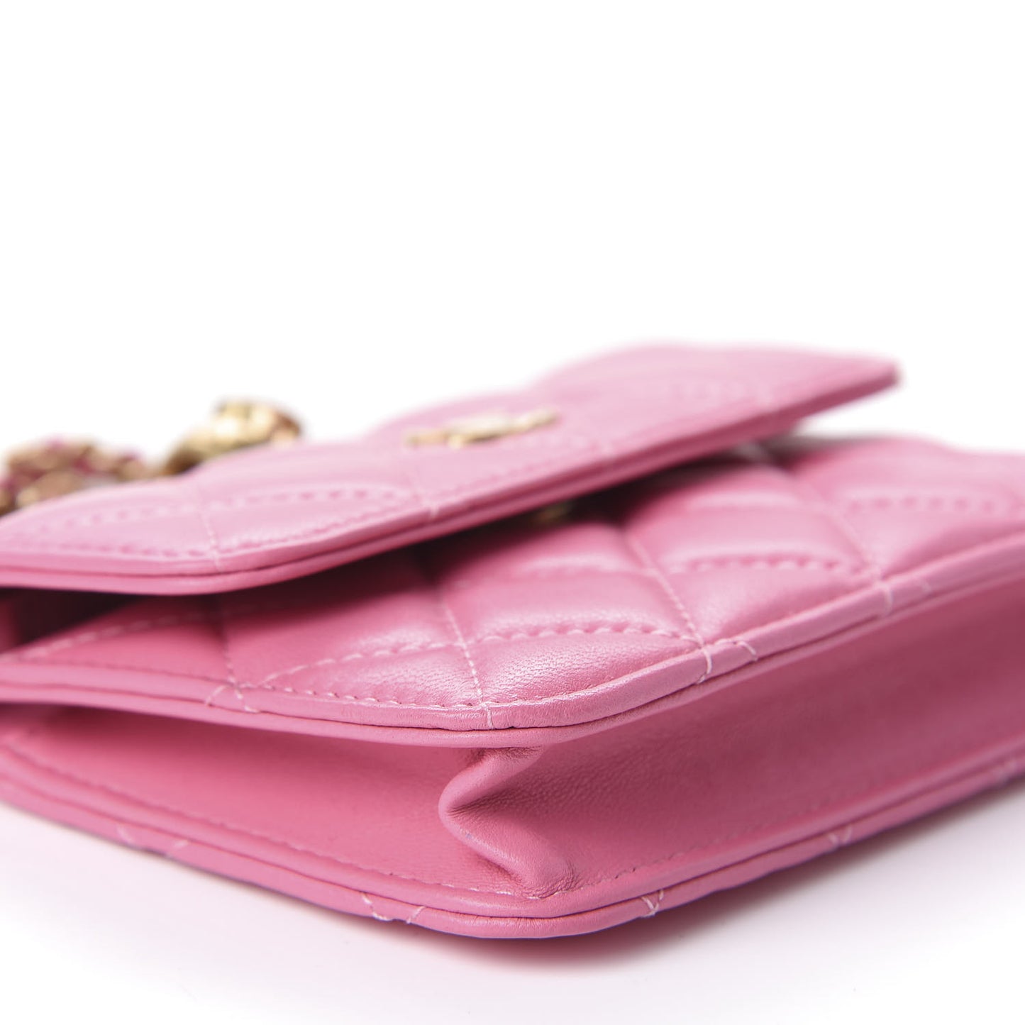 Lambskin Quilted Pearl Crush Clutch With Chain Pink