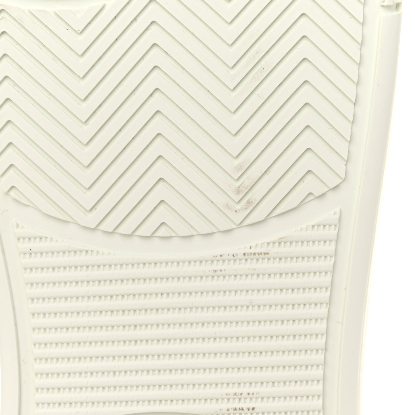 Calfskin CC Womens Sneakers 38 White