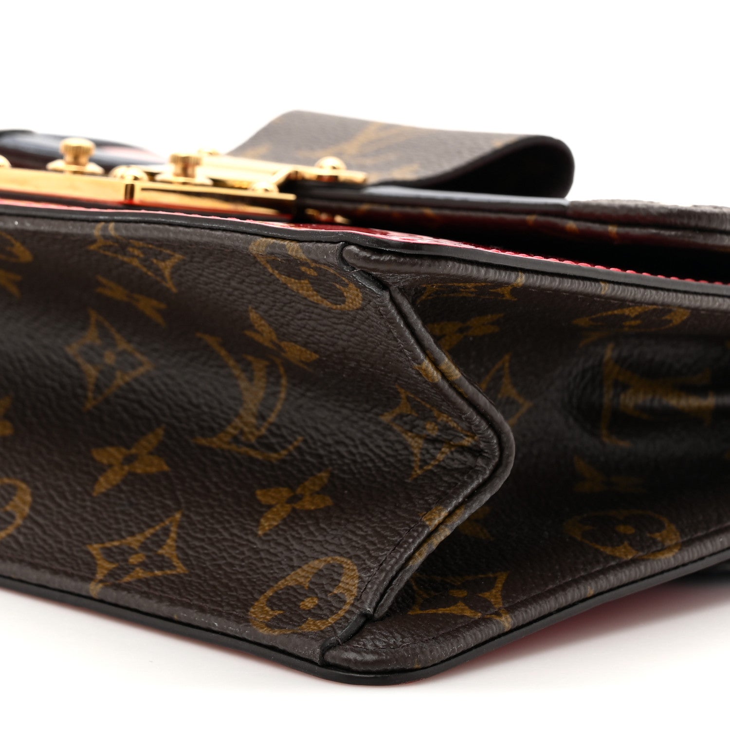 Louis Vuitton Vernis Epi Monogram Wynwood Scarlet 8 of 11