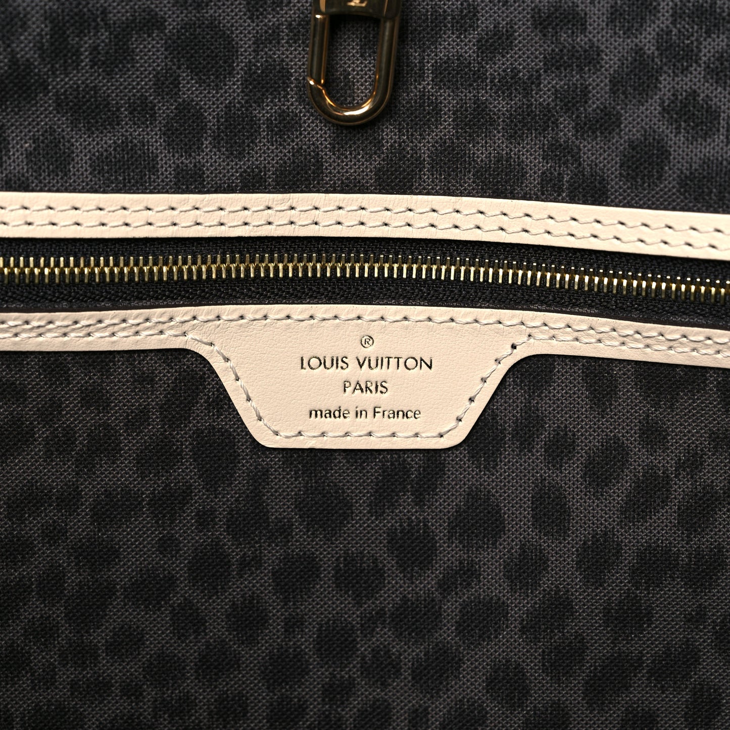 Monogram Giant Wild At Heart Neverfull MM Creme