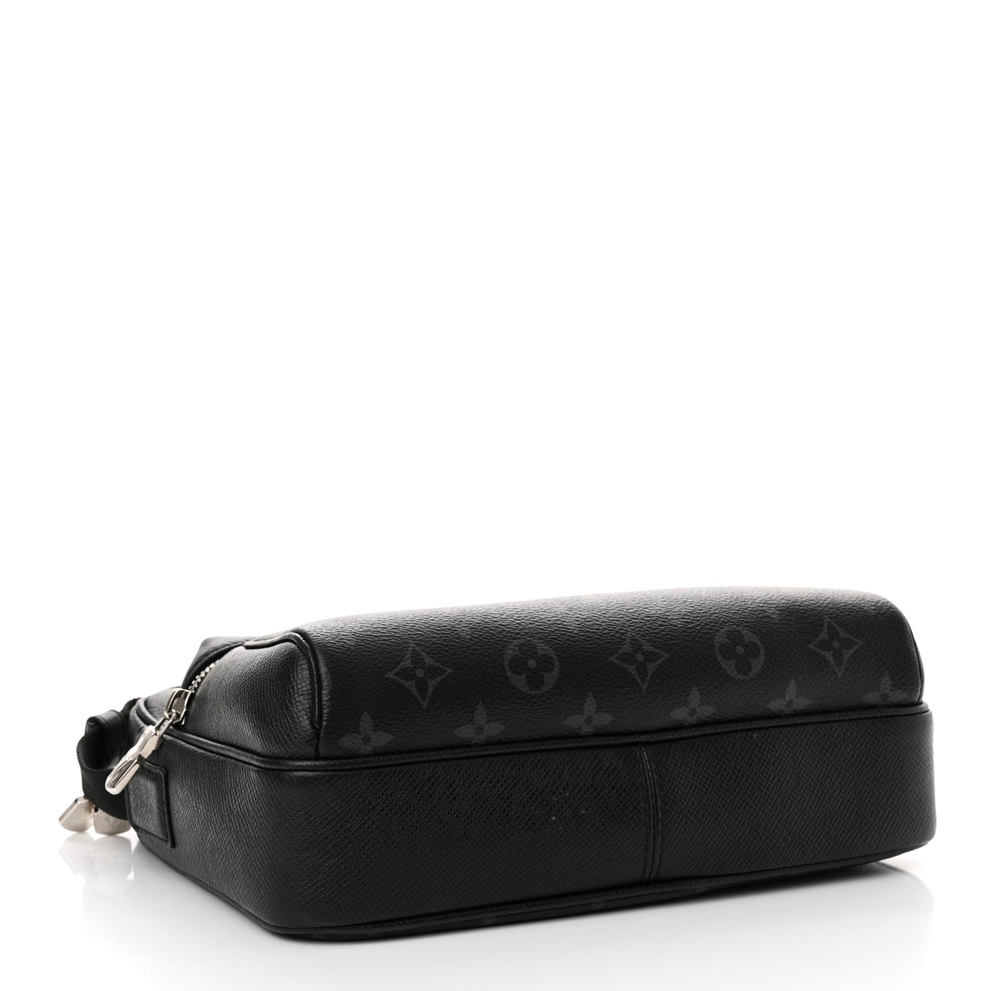 Taiga Monogram Eclipse Outdoor Messenger Black