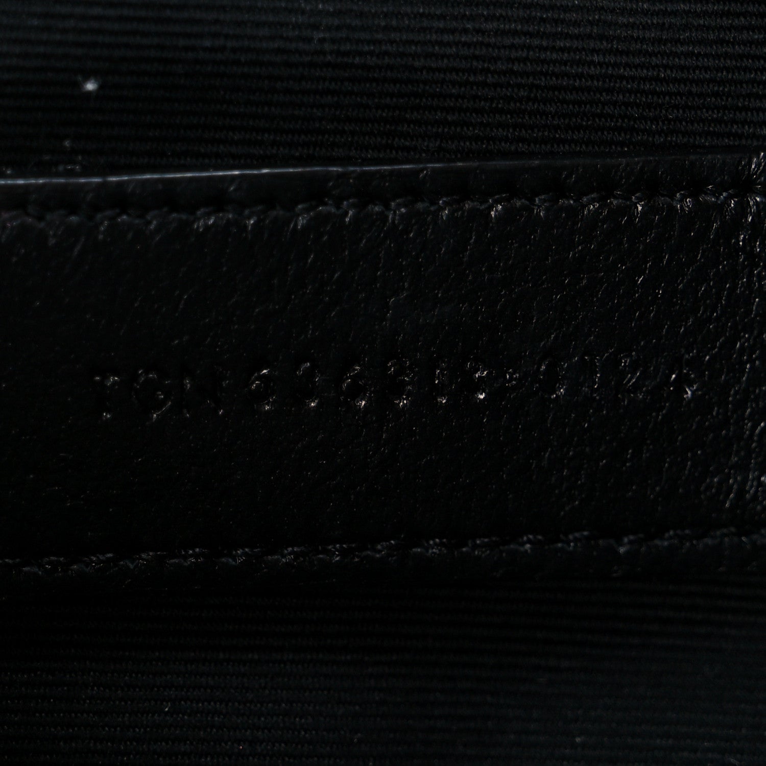 Saint Laurent Grain De Poudre Chevron Monogram Large Bill Pouch Black 14 of 18