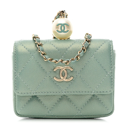 Chanel Iridescent Caviar Quilted Pearl On Top Coin Purse With Chain Light Green 1 of 8