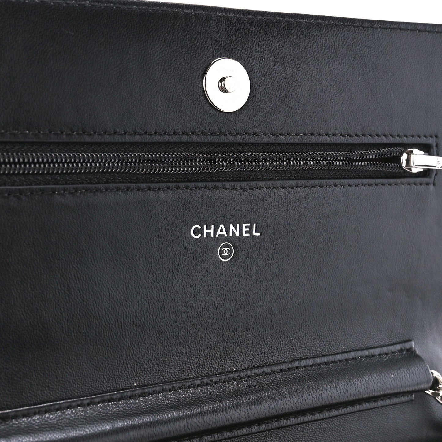 Lambskin Quilted Wallet On Chain WOC Black