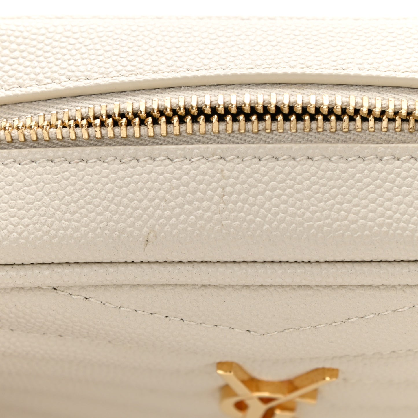 Grain De Poudre Matelasse Monogram Mini Lou Camera Bag Crema Soft