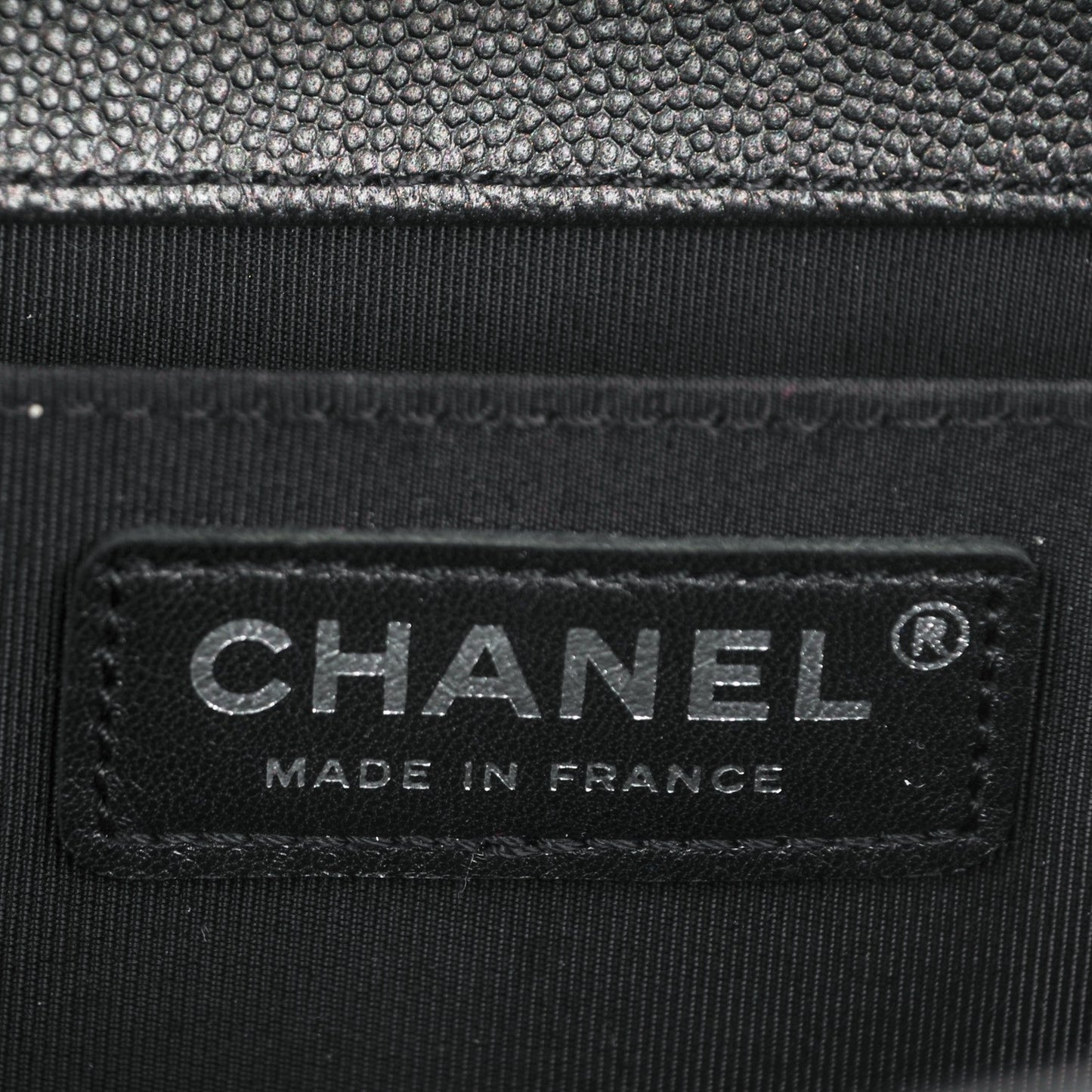 Caviar Quilted Medium Boy Flap So Black