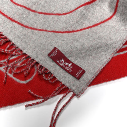 Hermes Cashmere Casaque Entrelacs Equestres Muffler Gris Clair Rouge Carmin 3 of 3