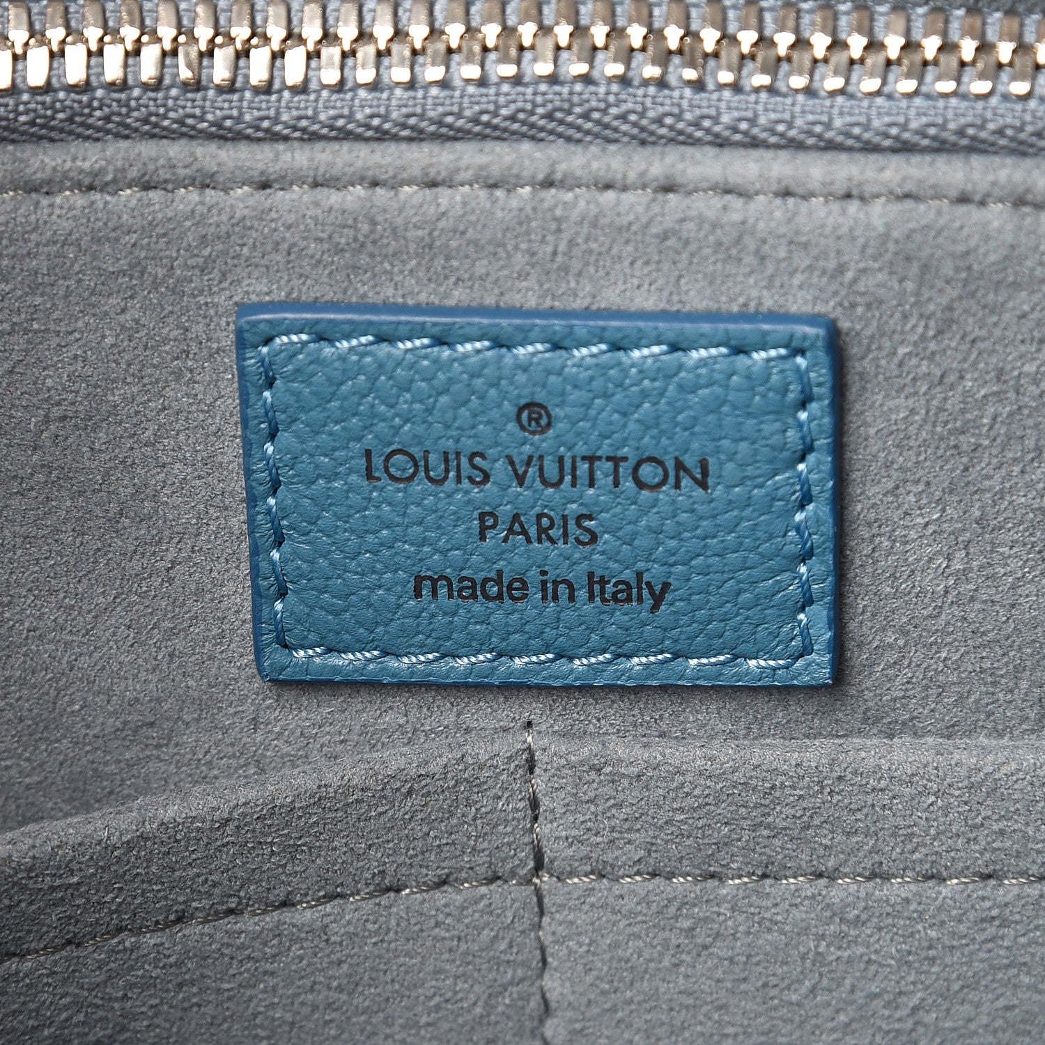 Louis Vuitton Cuir Plume Python Very Tote Blue Glacier 6 of 6