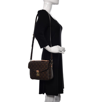 Louis Vuitton Monogram Pochette Metis 2 of 11